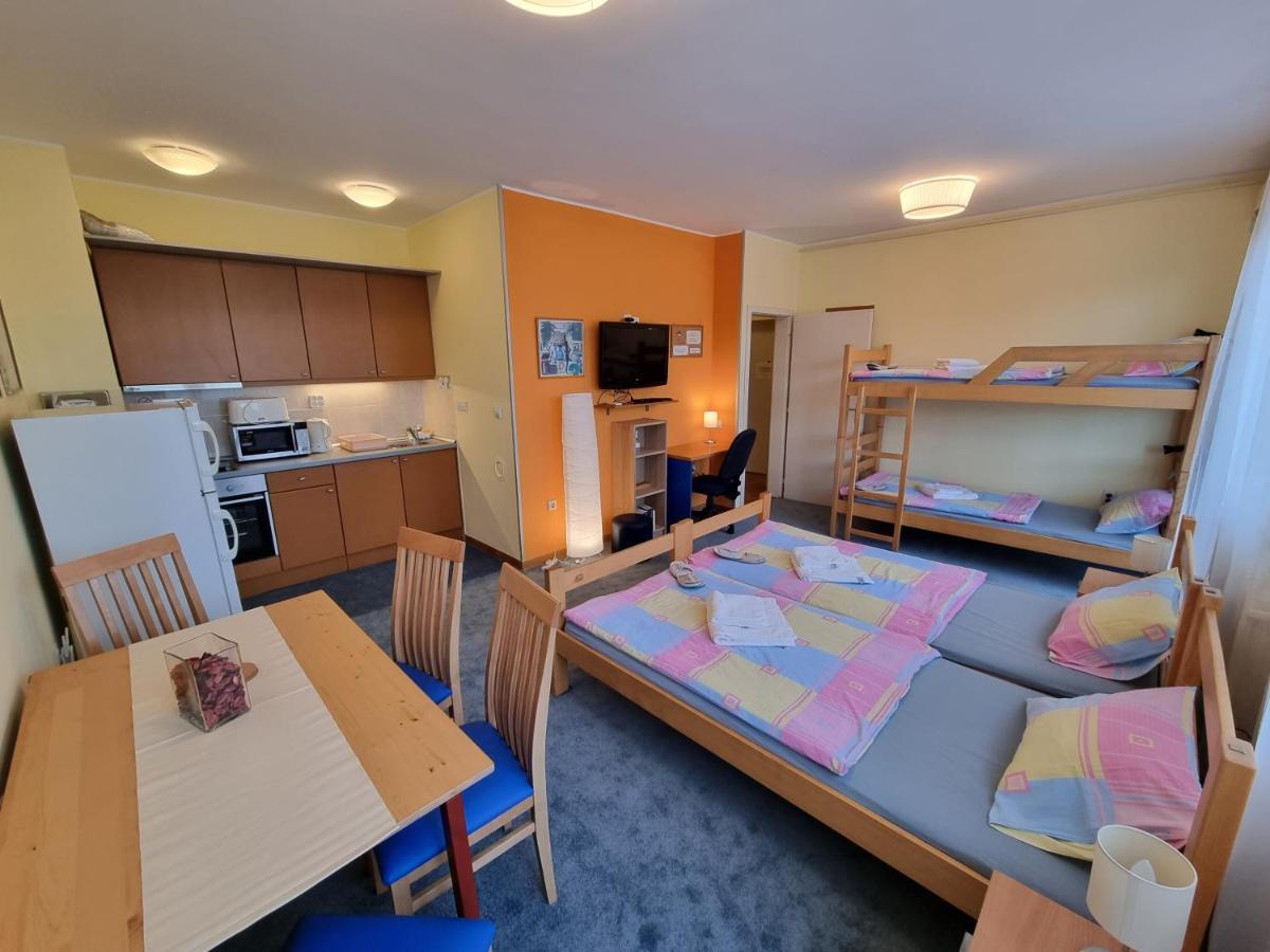 Spirit Apartments Белград Екстериор снимка
